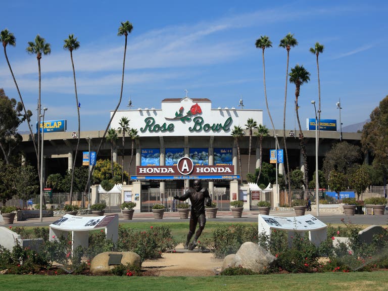 Jackie Robinson statue outside Rose Bowl Stadium