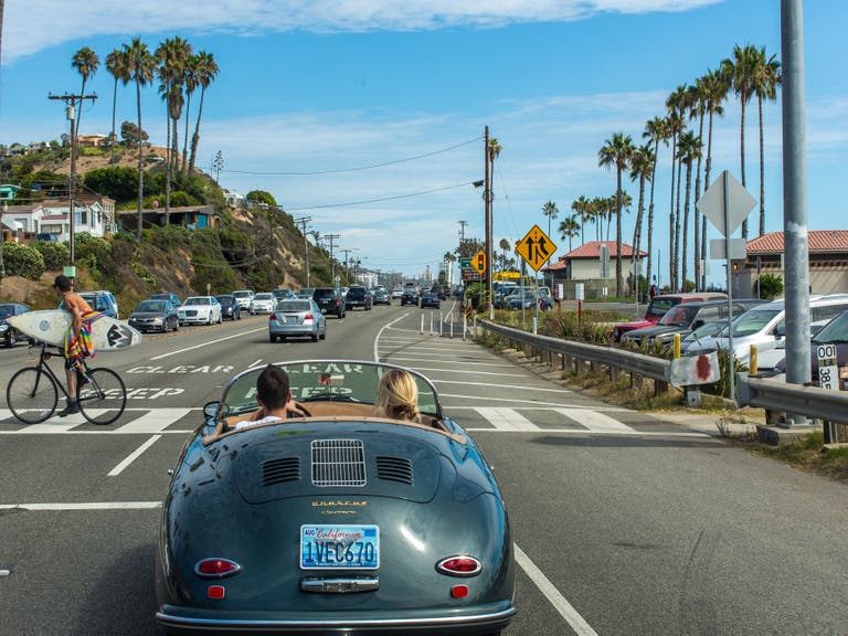 Pacific Coast Highway | Photo: Eric Demarcq, Flickr