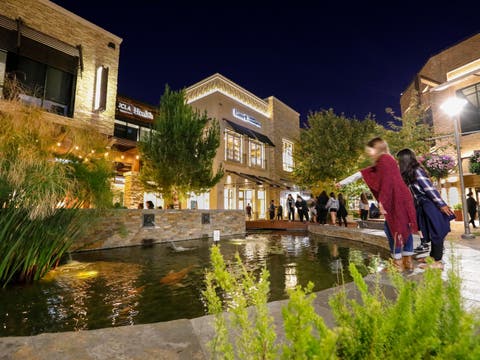 New Restaurants and Stores at The Village at Westfield Topanga.