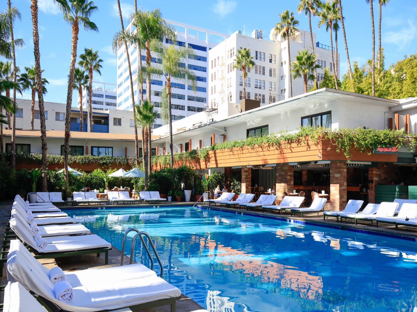The Hottest Hotel Pools in Los Angeles | Discover Los Angeles