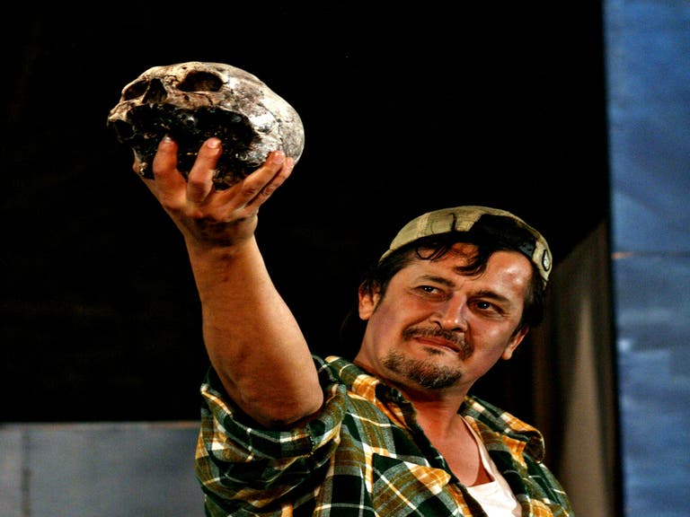 Luis Galindo as the Gravedigger in the Independent Shakespeare Company's Hamlet | Photo: Ivy Augusta, for Independent Shakespeare Company