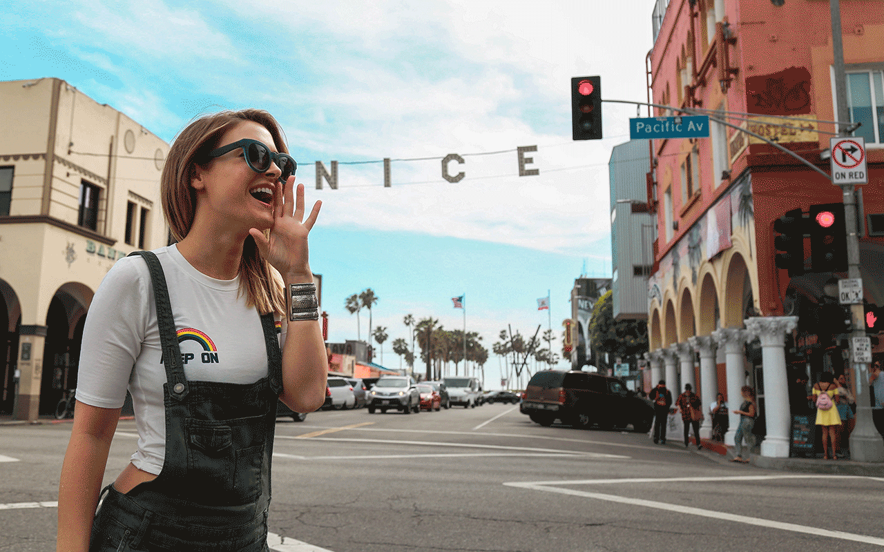 Hotel Erwin Venice Sign Gif