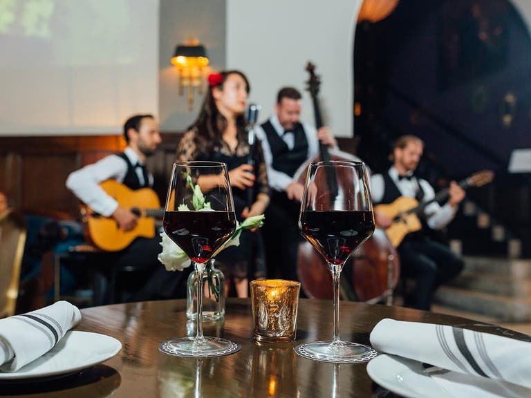 Live jazz and red wine at The Culver Hotel