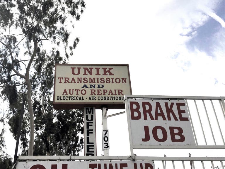 Unik Transmission in Glendale