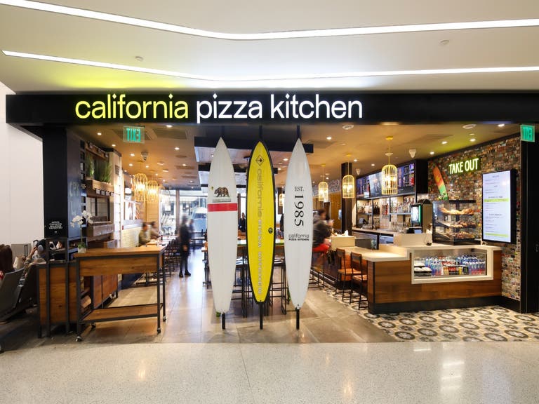 California Pizza Kitchen at LAX Terminal 6
