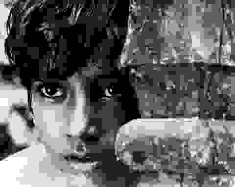 Still from Pather Panchali (Song of the Little Road)